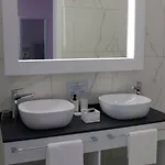 100 Boutique Living Maison d'hôtes
