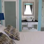 100 Boutique Living Maison d'hôtes 4*