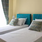 ゲストハウス 100 Boutique Living ラバト