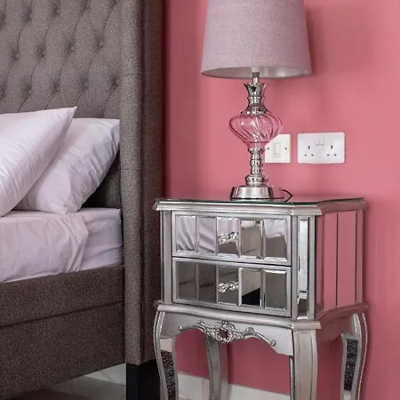 Vendégház 100 Boutique Living 4*