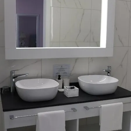 100 Boutique Living Maison d'hôtes *