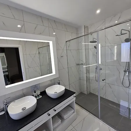 100 Boutique Living Rabat