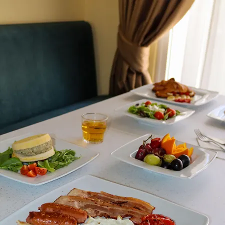 100 Boutique Living Rabat