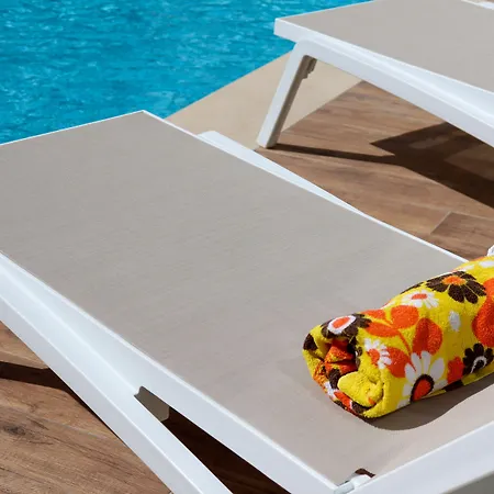 100 Boutique Living Vendégház