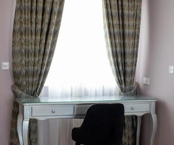 100 Boutique Living بيت ضيافة