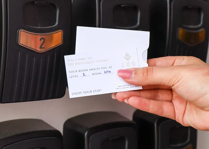 بيت ضيافة 100 Boutique Living