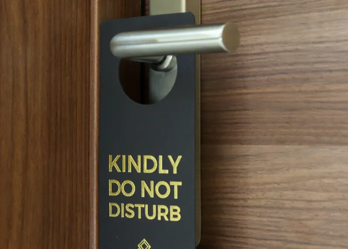 100 Boutique Living 4*