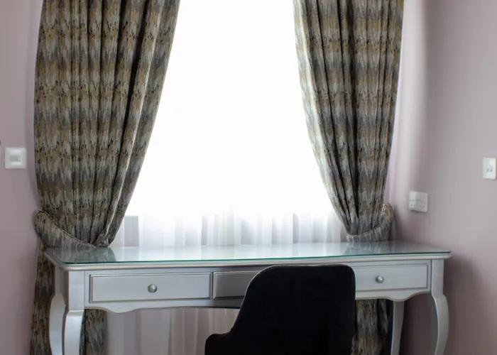 100 Boutique Living بيت ضيافة ربات